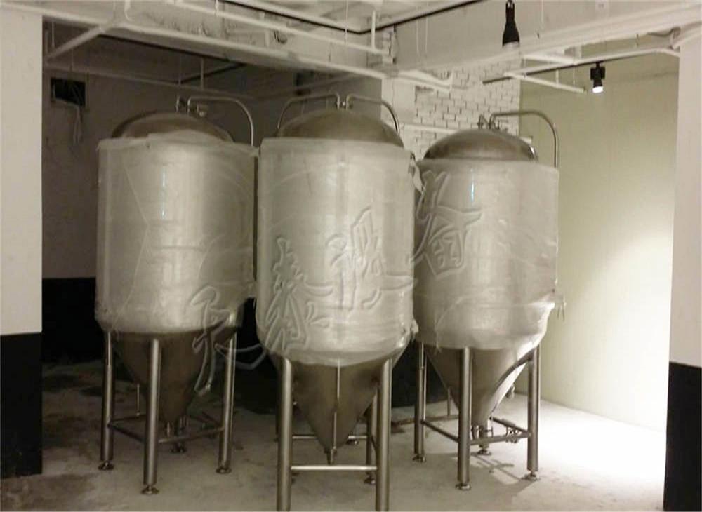小型釀酒設(shè)備廠(chǎng)家分享影響蛋白質(zhì)分解的因素